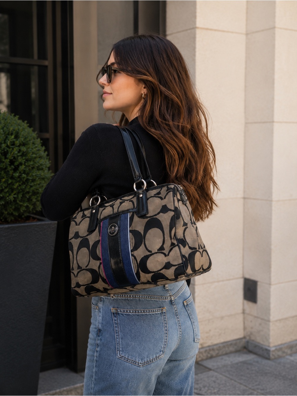 Coach Signature Satchel / Handbag